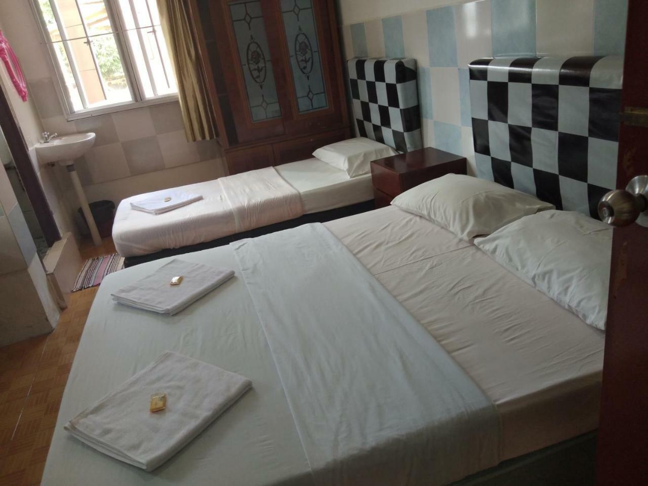 Jj Home2Stay Miri Exterior photo